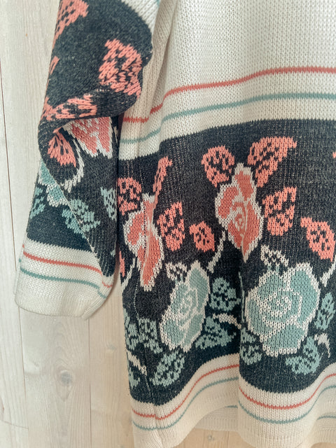 vintage flower pullover