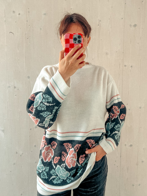 vintage flower pullover